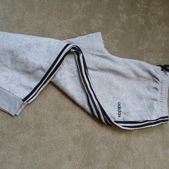 Grey Adidas original fleece jogger (used) - Picture 3 of 6